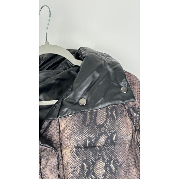 BlankNYC Between The Line Reversible Puffer Jacket Womens Size Small Black New - Picture 11 of 14